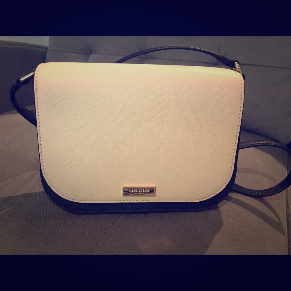 Crossbody purse